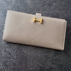 Bearn Hermes Wallet with Gold Accent Eutope